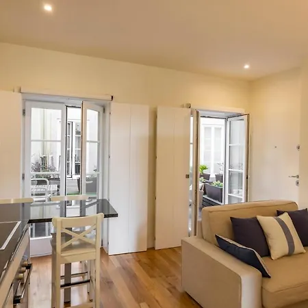 Bright With Terrace Apartamento